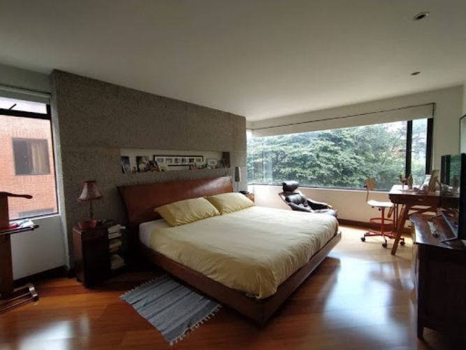 Apartamento de 3 alcobas en venta en San Patricio, Bogotá, 205 m² · foto 10 de 24