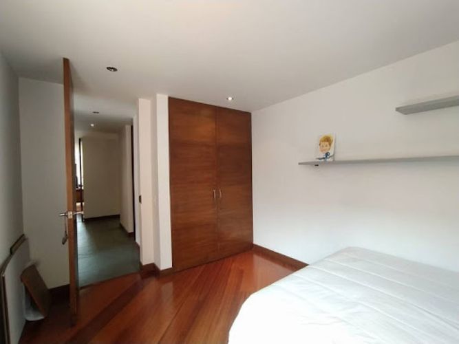 Apartamento de 3 alcobas en venta en San Patricio, Bogotá, 205 m² · foto 14 de 24