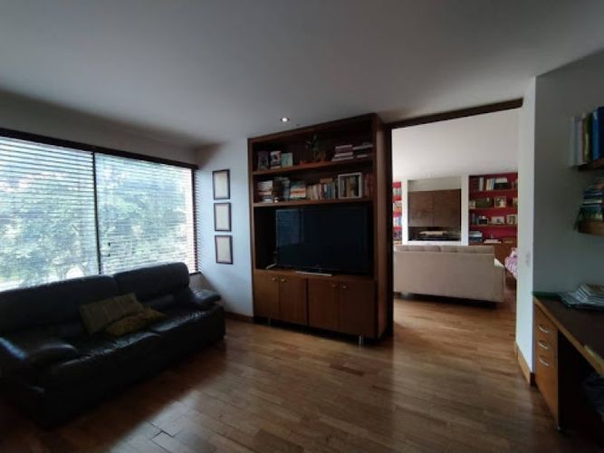 Apartamento de 3 alcobas en venta en San Patricio, Bogotá, 205 m² · foto 21 de 24
