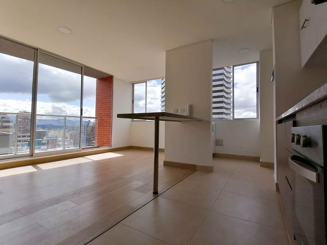 Apartamento de 2 alcobas en venta en La Catedral, Bogotá, 64 m² · foto 4 de 24