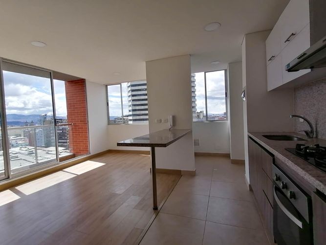 Apartamento de 2 alcobas en venta en La Catedral, Bogotá, 64 m² · foto 5 de 24