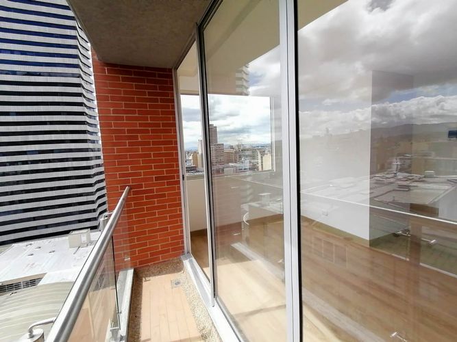 Apartamento de 2 alcobas en venta en La Catedral, Bogotá, 64 m² · foto 9 de 24