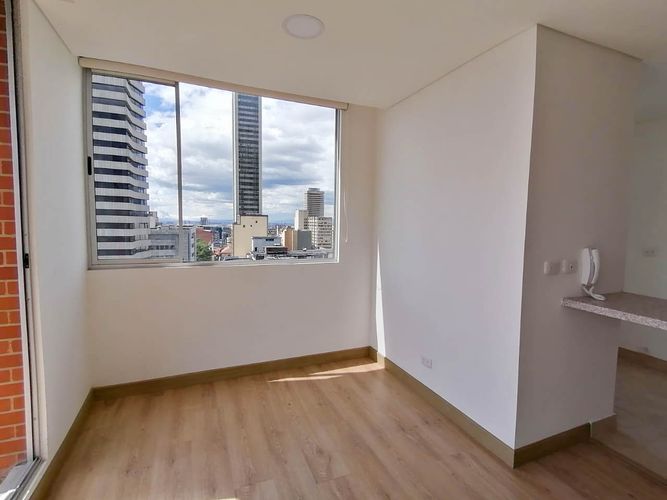Apartamento de 2 alcobas en venta en La Catedral, Bogotá, 64 m² · foto 11 de 24