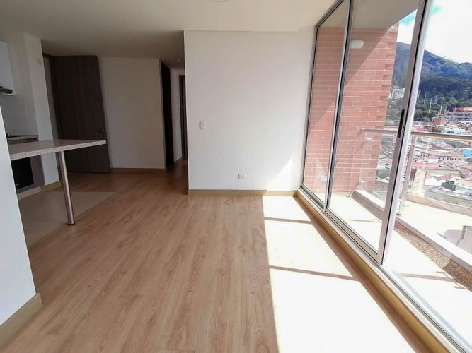 Apartamento de 2 alcobas en venta en La Catedral, Bogotá, 64 m² · foto 12 de 24