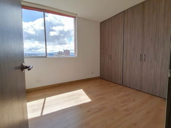 Apartamento de 2 alcobas en venta en La Catedral, Bogotá, 64 m² · foto 22 de 24