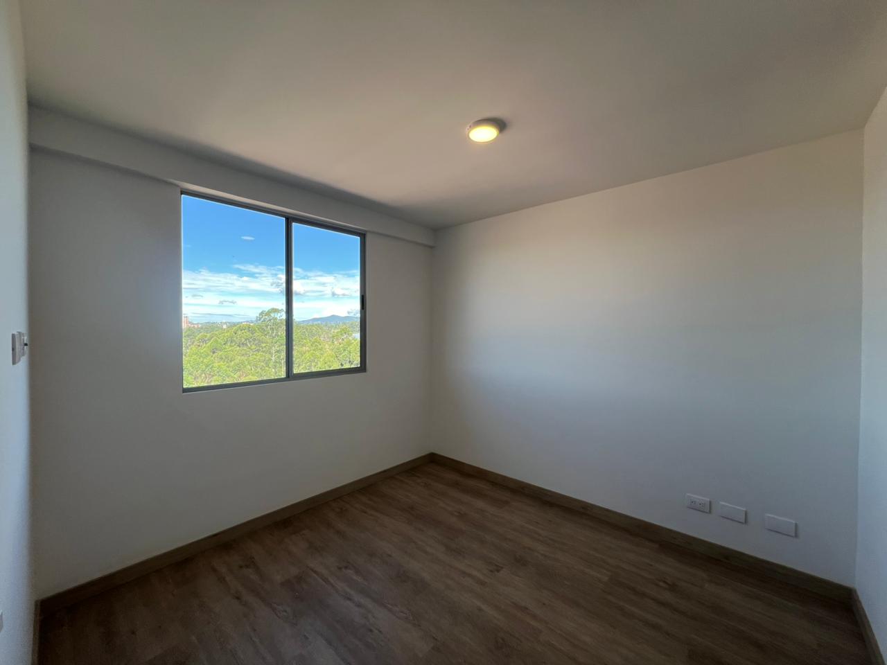Apartamento en arriendo en Llano Grande, Rionegro · foto 8 de 13