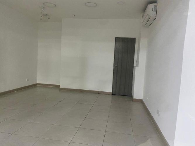 Local en arriendo en El Poblado, Medellín, 30 m² · foto 4 de 6