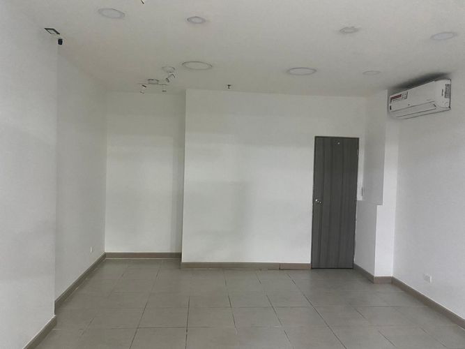 Local en arriendo en El Poblado, Medellín, 30 m² · foto 6 de 6