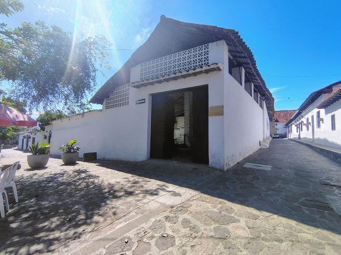Casa de 6 alcobas en venta en Casco Urbano, Girón, 496 m² · foto 7 de 23