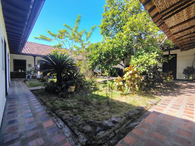 Casa de 6 alcobas en venta en Casco Urbano, Girón, 496 m² · foto 12 de 23