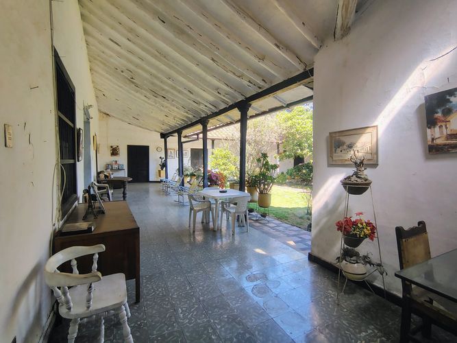 Casa de 6 alcobas en venta en Casco Urbano, Girón, 496 m² · foto 18 de 23
