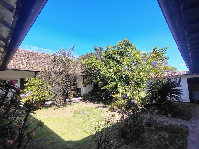 Casa de 6 alcobas en venta en Casco Urbano, Girón, 496 m² · foto 20 de 23