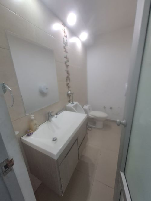 Oficina en arriendo en El Prado, Barranquilla, 1200 m² · foto 2 de 24