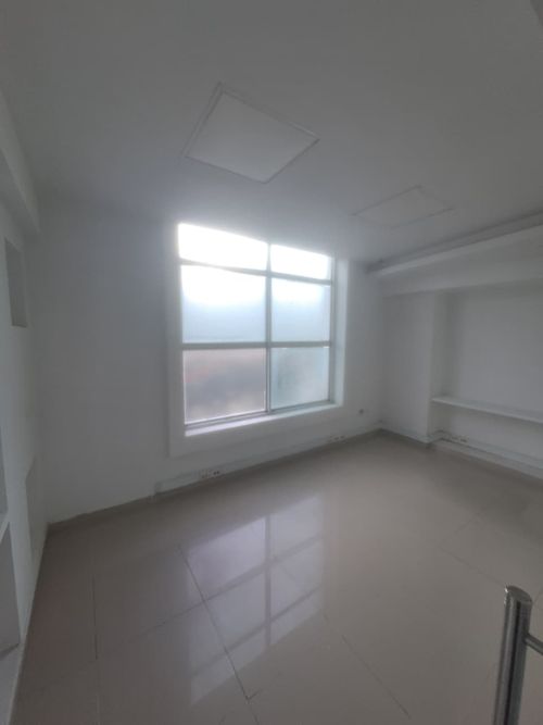 Oficina en arriendo en El Prado, Barranquilla, 1200 m² · foto 3 de 24