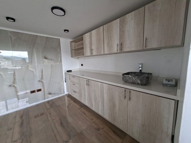 Consultorio en venta en Avenida Santander, Manizales, 20 m² · foto 4 de 12
