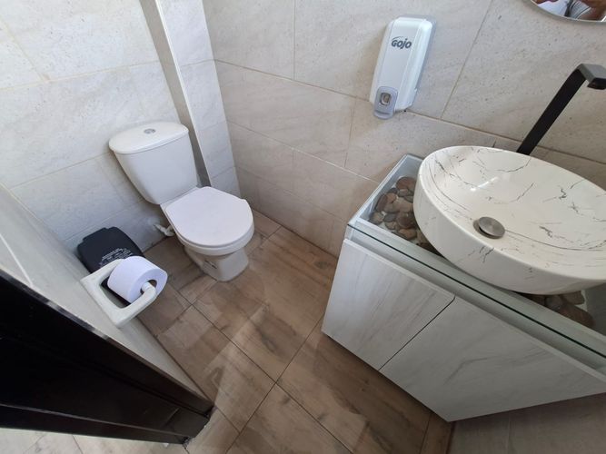 Consultorio en venta en Avenida Santander, Manizales, 20 m² · foto 9 de 12