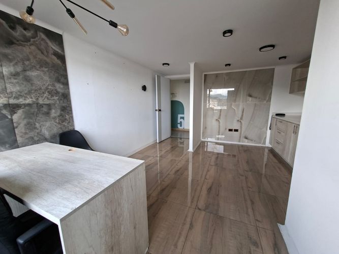 Consultorio en venta en Avenida Santander, Manizales, 20 m² · foto 11 de 12