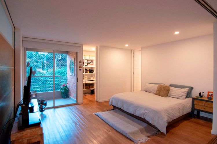 Apartamento de 3 alcobas en venta en El Tesoro, Medellín, 170 m² · foto 13 de 20