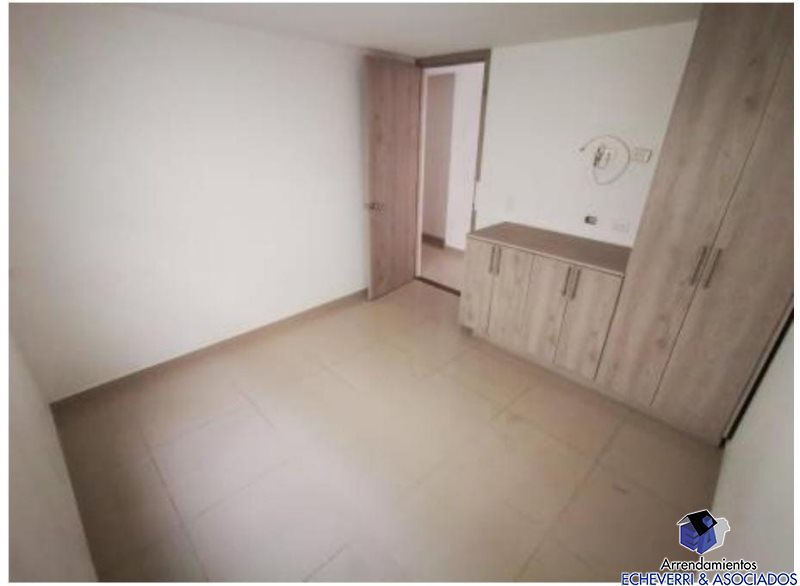 Apartamento en venta en Los Naranjos, Itagüí · foto 2 de 5