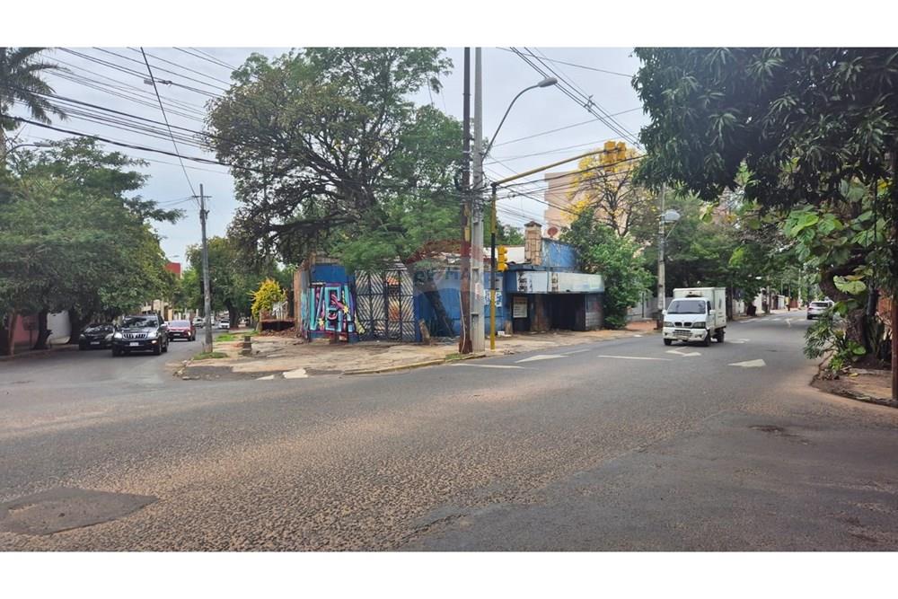 VENDO TERRENO EN ESQUINA — foto 2
