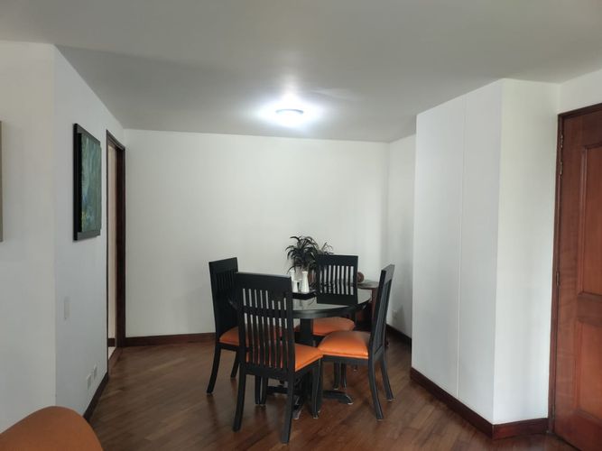 Apartamento de 2 alcobas en arriendo en El Poblado, Medellín, 70 m² · foto 6 de 14