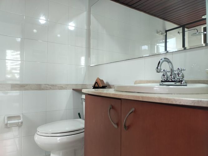 Apartamento de 2 alcobas en arriendo en El Poblado, Medellín, 70 m² · foto 13 de 14