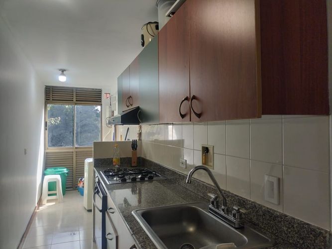 Apartamento de 2 alcobas en arriendo en El Poblado, Medellín, 70 m² · foto 5 de 14