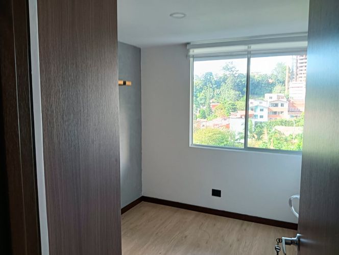Apartamento de 3 alcobas en arriendo en Mugá, Envigado, 76 m² · foto 8 de 10