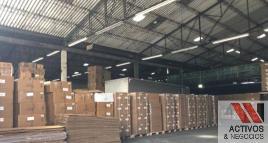 Bodega en venta en Los Naranjos, Itagüí · foto 4 de 14