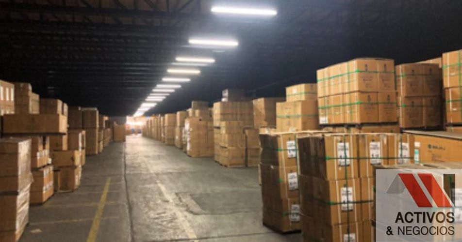 Bodega en venta en Los Naranjos, Itagüí · foto 11 de 14