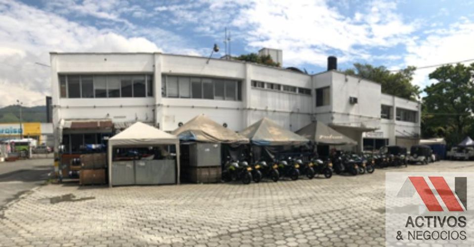 Bodega en venta en Los Naranjos, Itagüí · foto 13 de 14