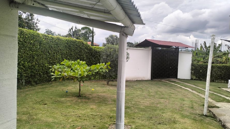 Casa de 3 alcobas en venta en Puerto Espejo, Armenia, 1242 m² · foto 9 de 22
