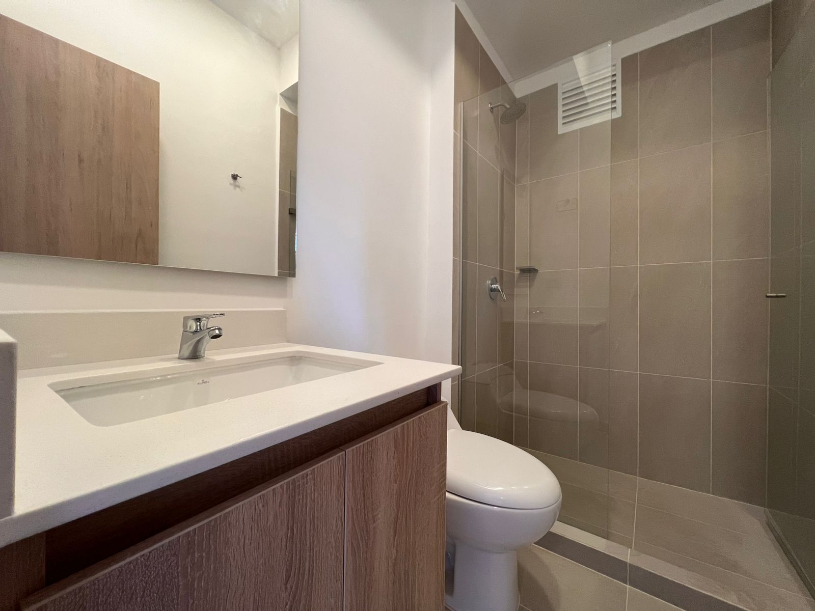 Apartamento en arriendo en Llano Grande, Rionegro · foto 10 de 10