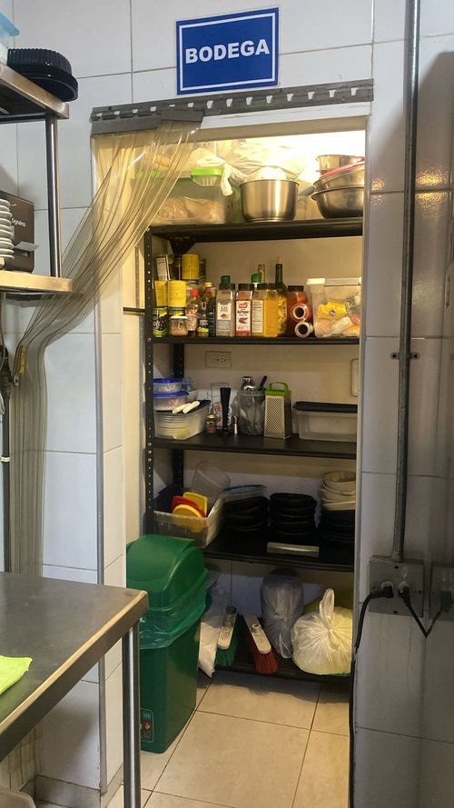 Local en venta en Laureles, Medellín, 25 m² · foto 8 de 18