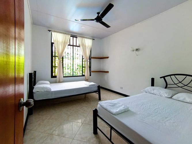 Casa de 5 alcobas en venta en Las Varas, Ricaurte, 1000 m² · foto 24 de 24