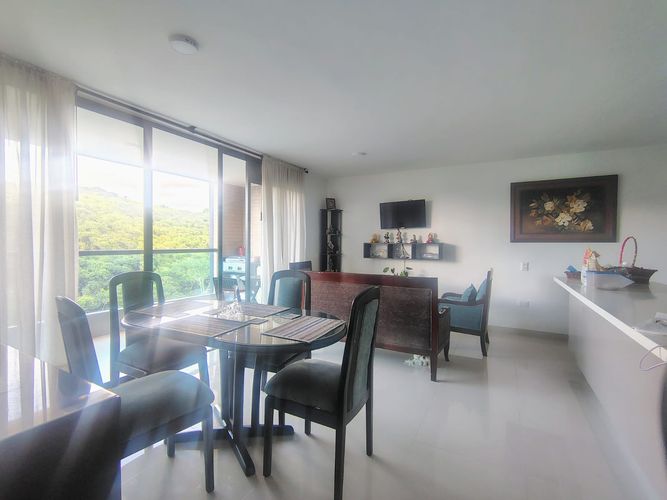Apartamento de 3 alcobas en venta en Cañaveral, Floridablanca, 108 m² · foto 4 de 24
