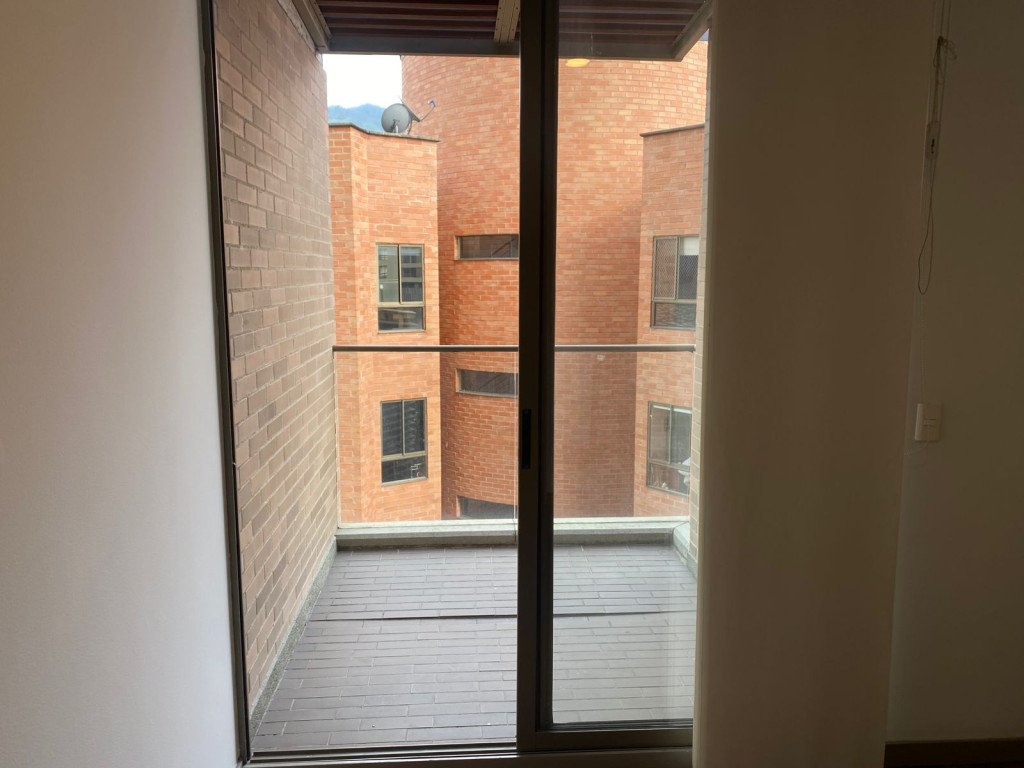 Apartamento en venta en Zuñiga, Envigado · foto 12 de 24