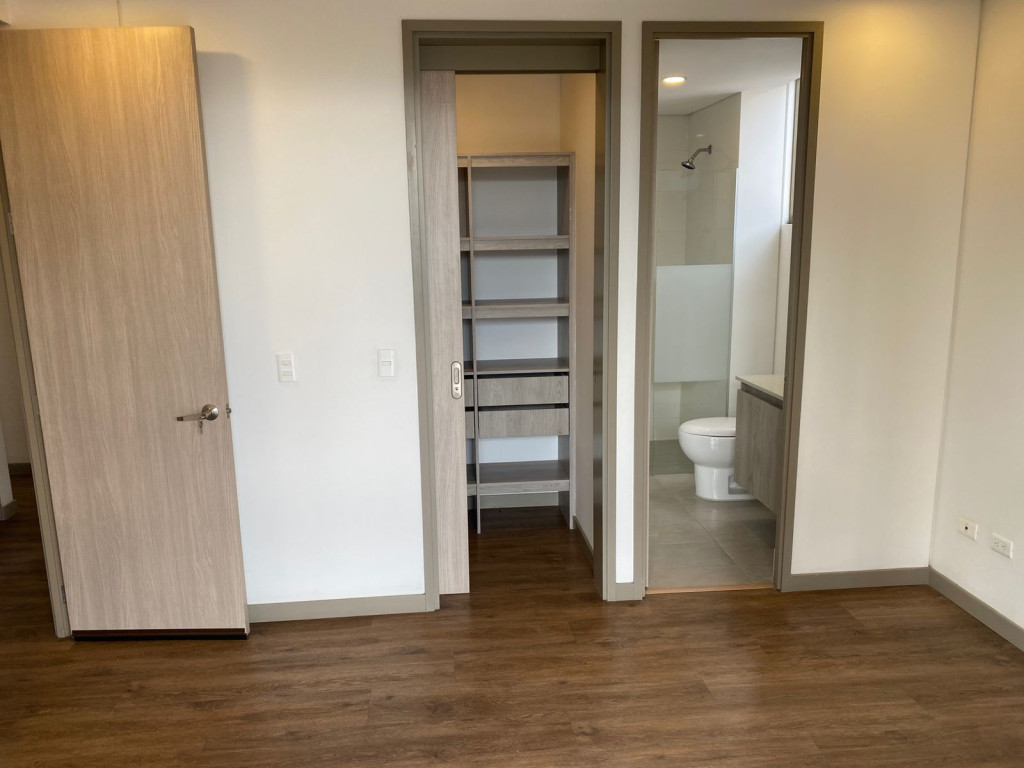 Apartamento en venta en Zuñiga, Envigado · foto 19 de 24