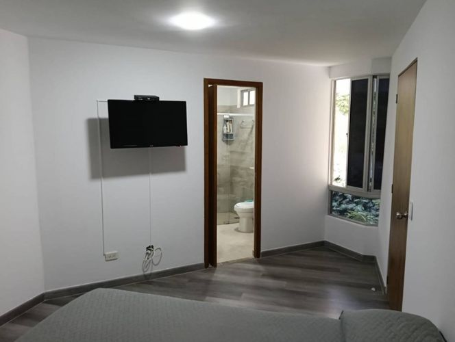 Apartamento de 2 alcobas en venta en Las Lomitas, Envigado, 64 m² · foto 10 de 24