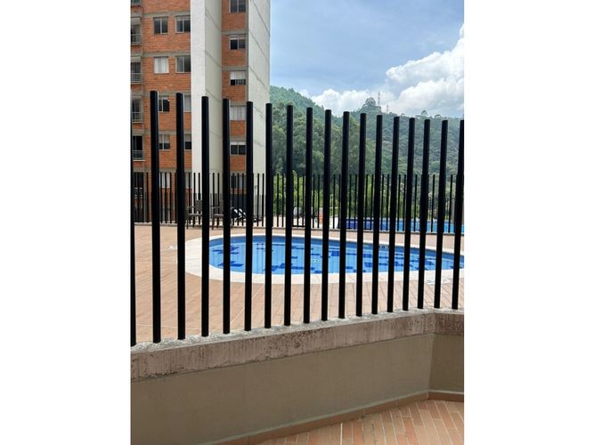 Apartamento de 2 alcobas en venta en San Jose, Sabaneta, 56 m² · foto 9 de 13