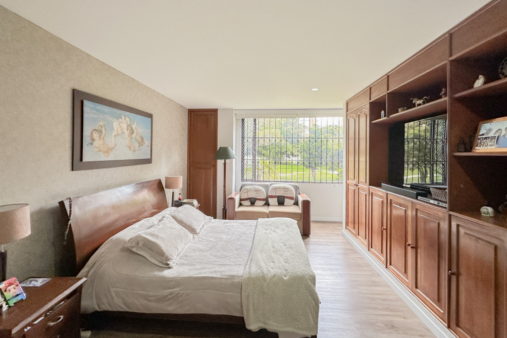 Apartamento en venta en Santa Barbara Occidental, Bogotá · foto 9 de 20