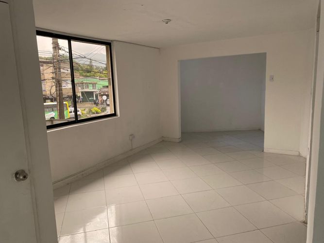 Oficina en arriendo en Lorena, Medellín, 55 m² · foto 2 de 6