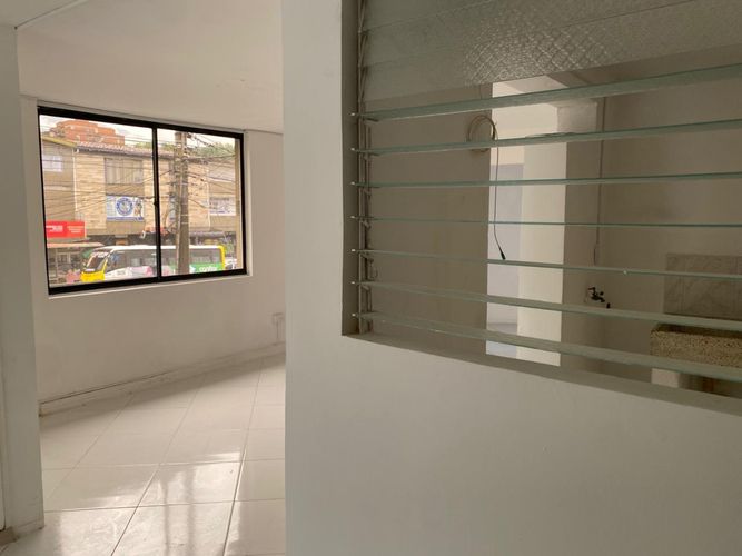 Oficina en arriendo en Lorena, Medellín, 55 m² · foto 5 de 6