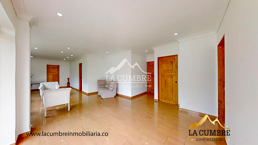 Apartamento en arriendo en Alejandria, Medellín · foto 2 de 16