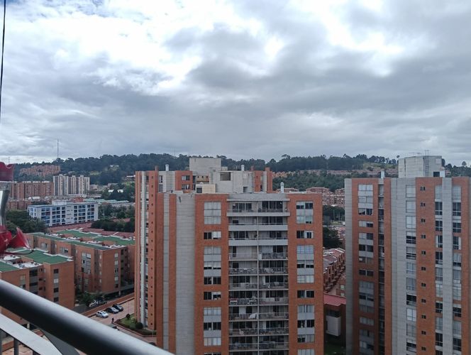 Apartamento en venta en Portales Del Norte, Bogotá · foto 5 de 19