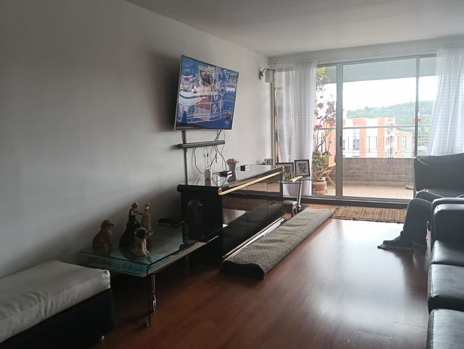 Apartamento en venta en Portales Del Norte, Bogotá · foto 6 de 19