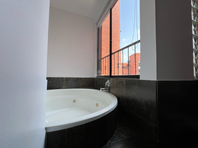 Apartamento de 3 alcobas en venta en Arboledas, Cali, 220 m² · foto 10 de 22