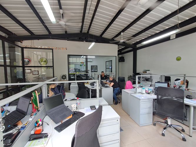Local en arriendo en Cristo Rey, Medellín, 126 m² · foto 10 de 20