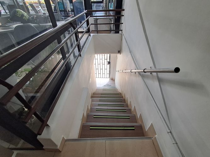 Local en arriendo en Cristo Rey, Medellín, 126 m² · foto 19 de 20