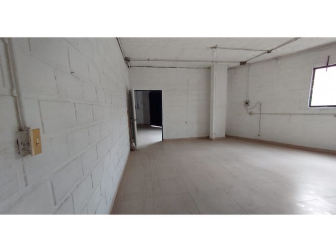 Bodega en arriendo en Laureles, Medellín, 510 m² · foto 7 de 13